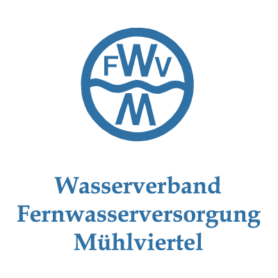 Logo des Wasserverbands für Fernwasserversorgung Mühlviertel, bestehend aus stilisierten Buchstaben und Wellenmotiven.