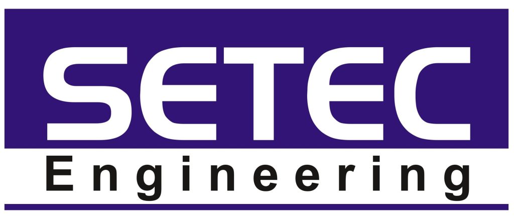 Logo von SETEC Engineering in Großbuchstaben, lila Hintergrund mit dem Schriftzug "Engineering" in Schwarz darunter.